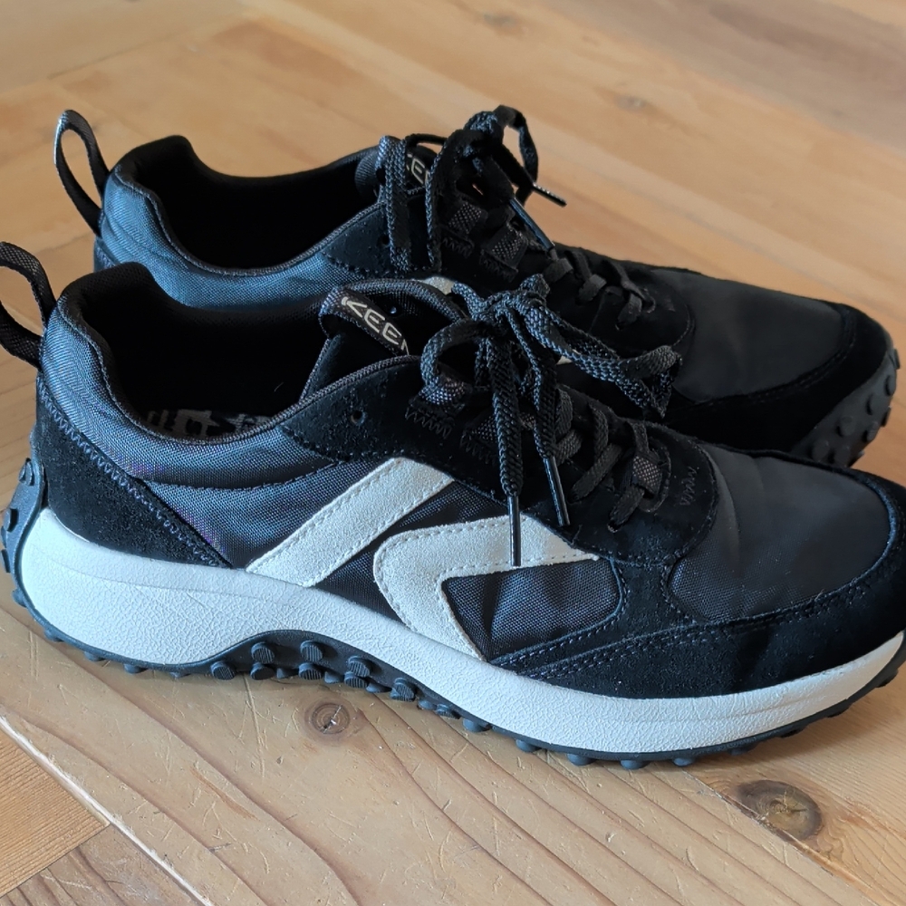 Keen Black and Cream Sneakers